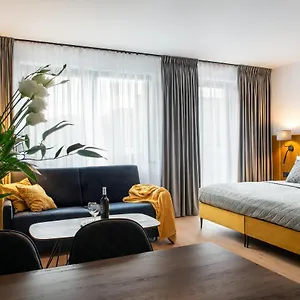 Inpoint Drive - Stay&park Free Aparthotel Krakow