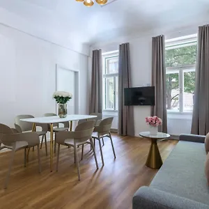 Encore Boutique By Dwellfort Aparthotel Prague